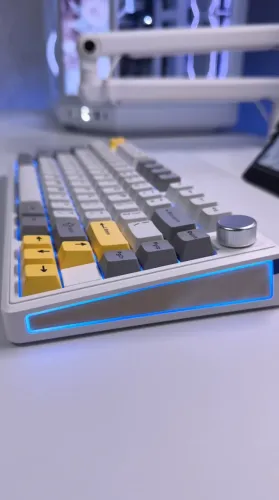 Teclado Epomaker TH80 V2 Layout 75%