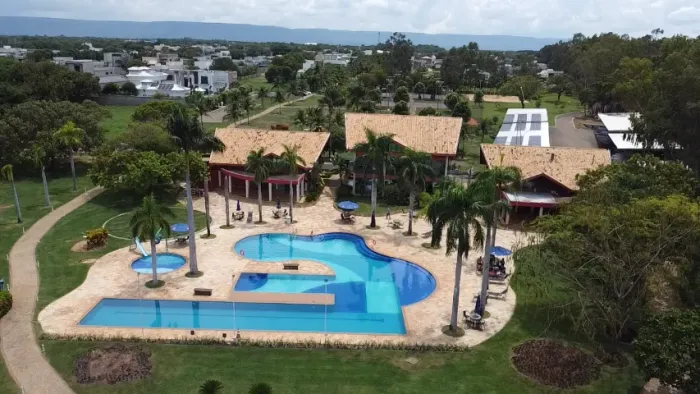 Vendo Lotes e Casas no Condomínio Polinésia