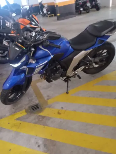 Moto Semi Nova 