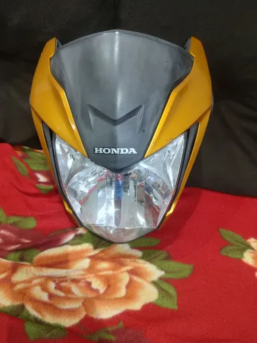Vendo Farol da Titan 160 Original 