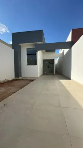 CASA À VENDA NO BAIRRO NOVO PRIMAVERA MONTES CLAROS MG