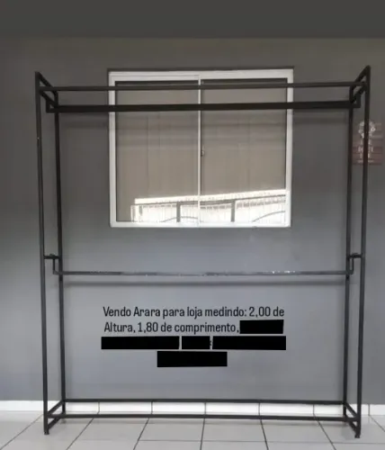 Arara para Roupas
