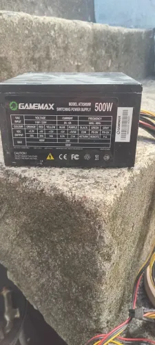 VENDE-SE FONTE GAMEMAX 500w R