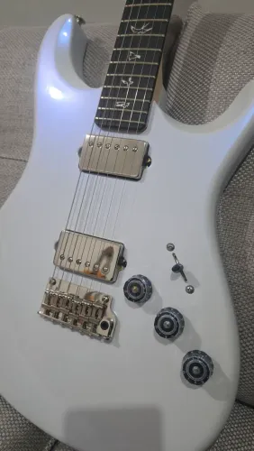 Guitarra PRS Fiore HH Pearl White