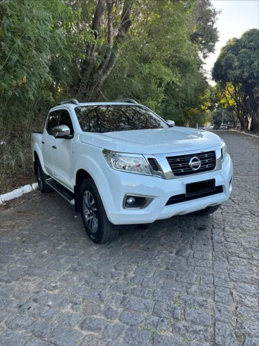 Nissan Frontier LE CD 4X4 2.3 Bi-TB Diesel Aut. 2022