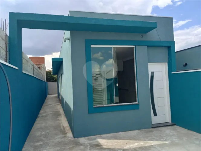 Casa térrea com 2 quartos à venda em Centro - SP