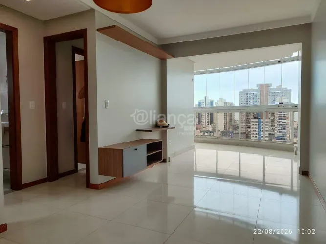 Apartamento com 02 quartos,suíte, em Praia de Itapuã