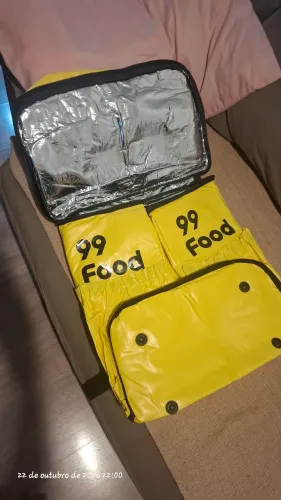 Bag e camisa UV 99 GG