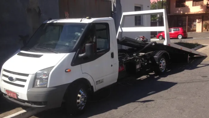 Ford Transit Furgão 3330 2.4 Tdci Curto Dies. 2011