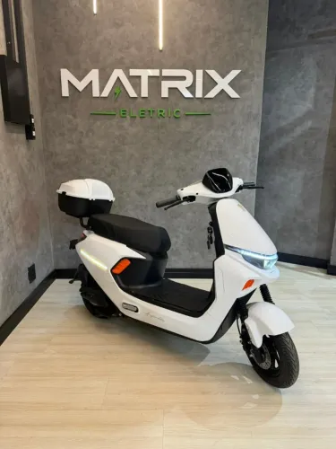 MATRIX AG12