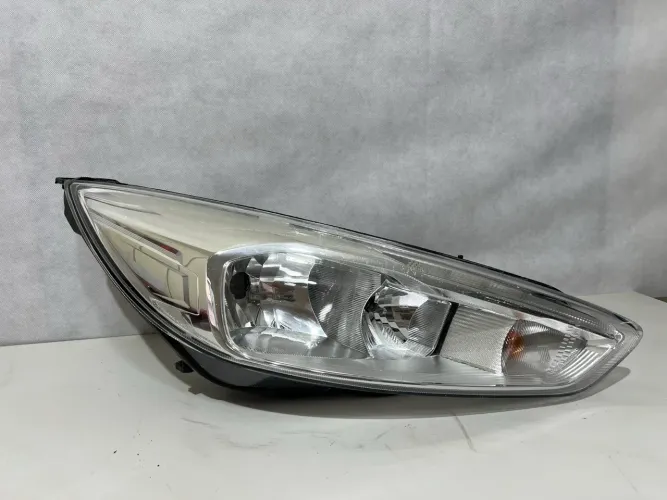 Faról Ford Focus Com Led Original 