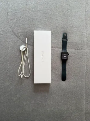 Apple Watch Series 9 GPS 41mm cor meia noite (preto)