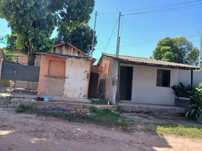 4 casas no mesmo quintal