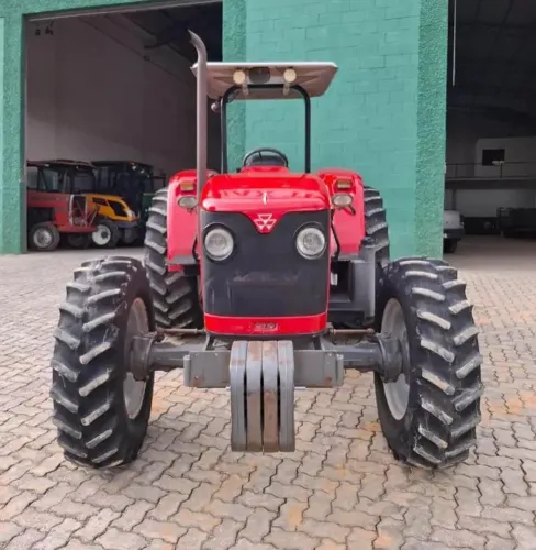 VENDO MASSEY FERGUSON 4275