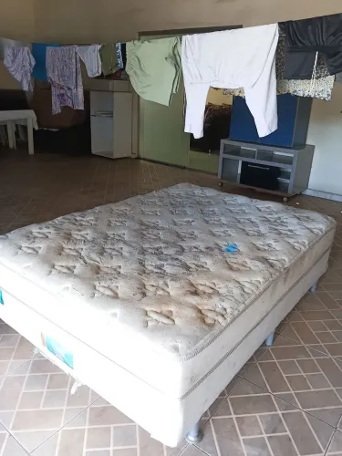Cama box casal molas