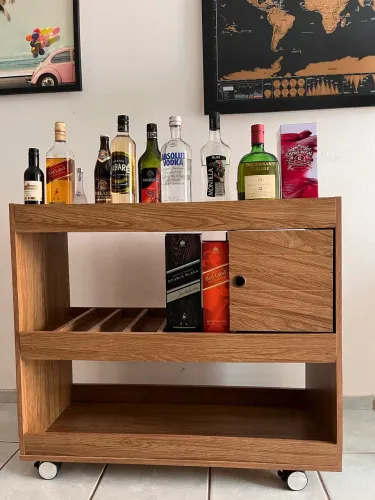 Bar de bebidas pronto para usar 