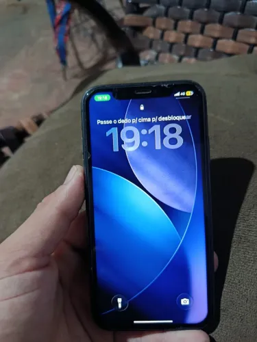 iPhone 11