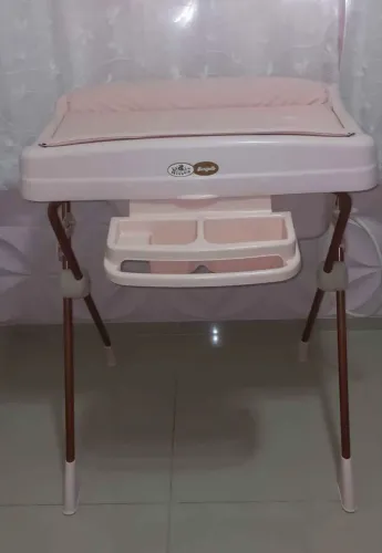 Banheira com trocador