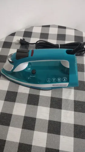 Ferro a Vapor Black Decker