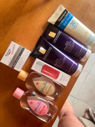 La roche mela b3 creme clareador