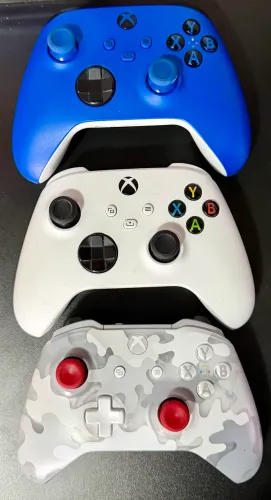 Controle Xbox One e Xbox One Series S/X Semi Novo.