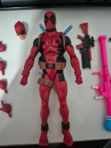 Deadpool Marvel Legends
