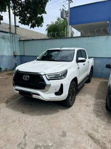 Toyota Hilux CD SRV 4X4 2.8 TDI Diesel Aut. 2025