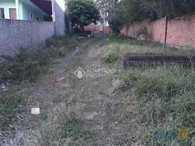 Terreno à Venda no bairro Olaria com 527m²