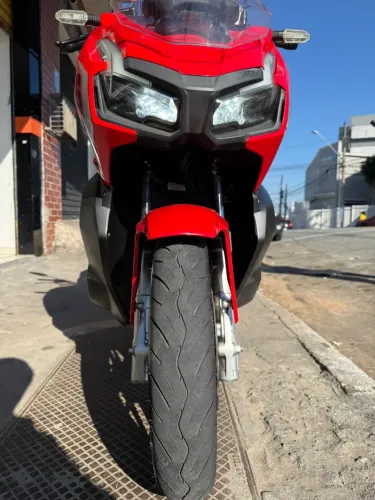 ADV VERMELHA 