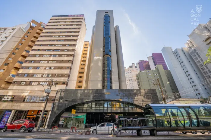 Sala Comercial no Business Tower, Água Verde, Curitiba