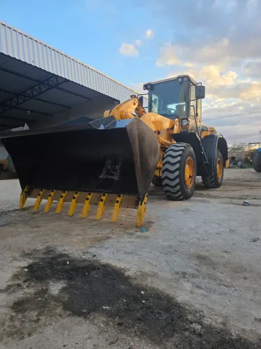 Pa carregadeira hyundai HL 740-9s