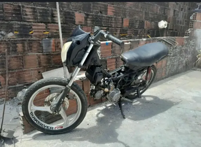Vendese moto fenix