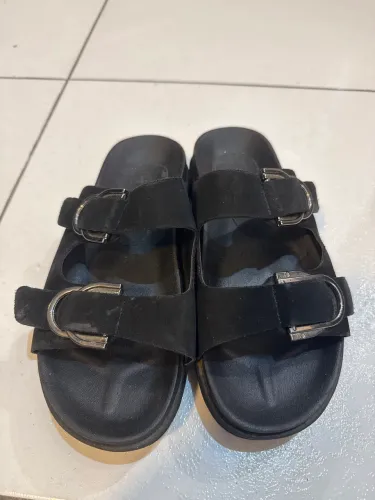 Sandalinha TAM 35 