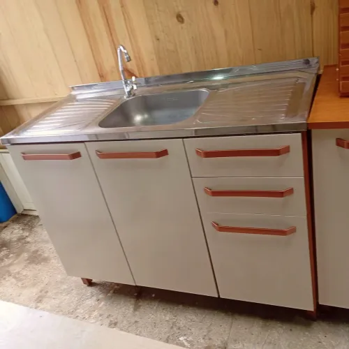 Vendo balcão de pia completo