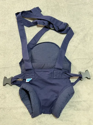 canguru bebê azul marinho pouco usado