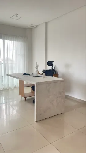 ? OPORTUNIDADE - Mesa de Escritório Completa + Cadeira Ergonômica 