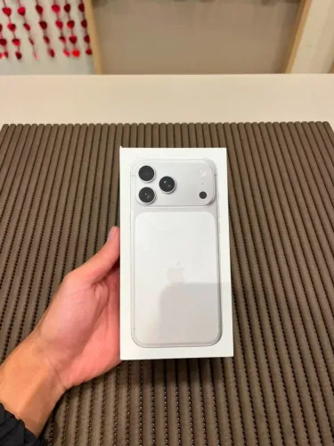 Novo - iPhone 17 Pro Max 256 GB Prata - Retirada Loja Savassi