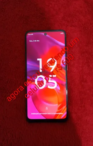Vendo um celular