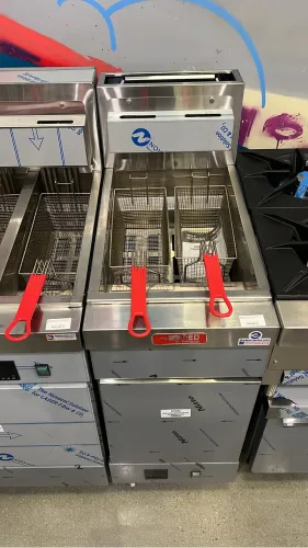 Fritadeira alta produção a gás 28 litros nova pronta entrega