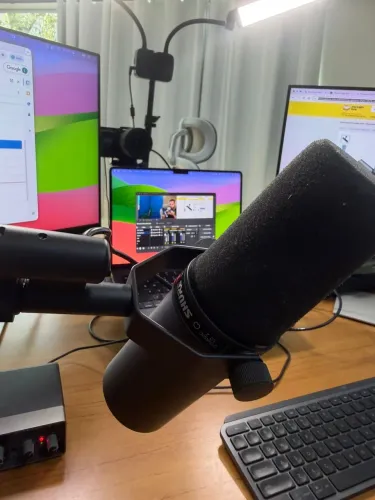 Shure SM7B Original + Interface Teyun Q-22 | Kit para Podcast e Streaming