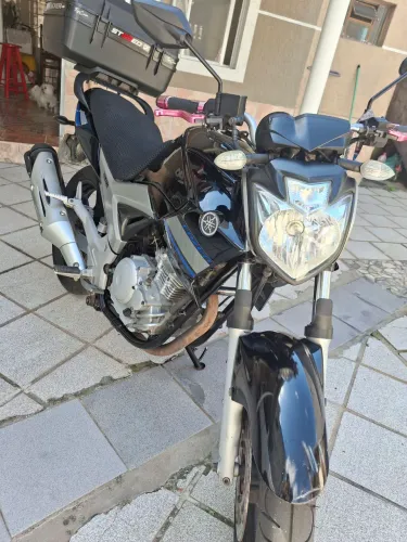 Fazer 250