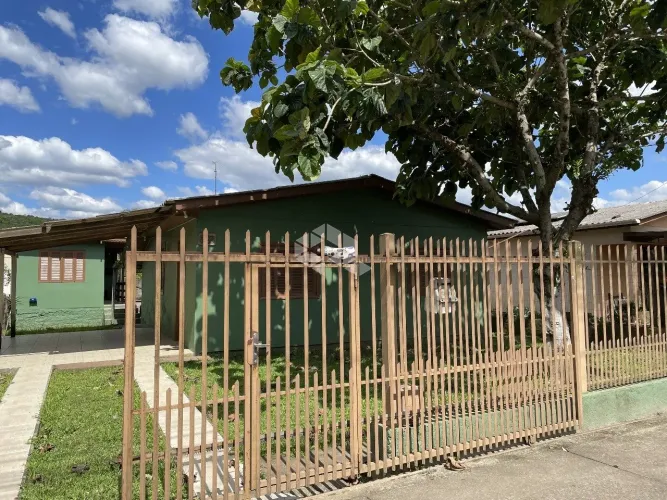 Casa de 2 dormitórios no Bairro Liberdade em Nova Hartz RS