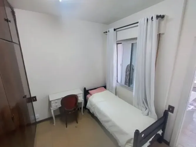 Quarto para Moças - Metrô Sumaré