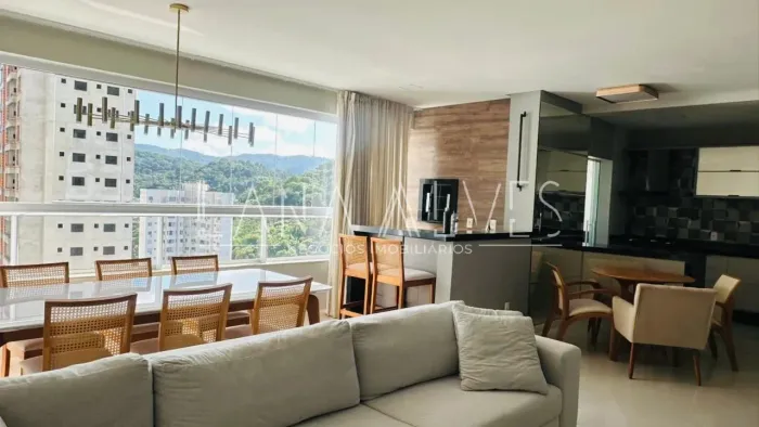 Apartamento com 3 Quarto(s) e 2 banheiro(s) para Alugar, 127 m² por R$ 9200 / Mês