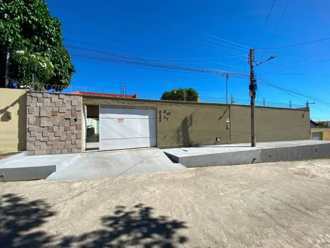 Casa Residencial Mobiliada para Aluguel