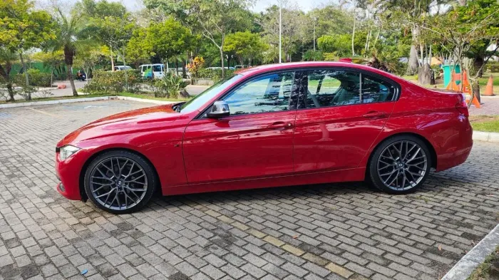BMW 320I A Modern/sport TB 2.0/a.flex 16V 4P 2016