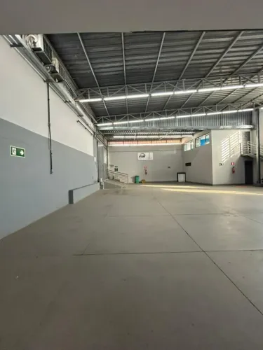 Galpão / Depósito / Armazém com 5 quartos para alugar em Belo Horizonte