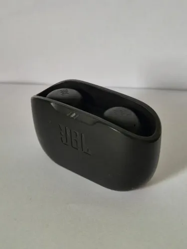 Jbl wave Buds 2 peça em conserto