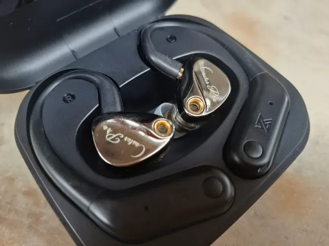 Fone KZ Castor Pro Bass Edition + Bluetooth KZ AE01