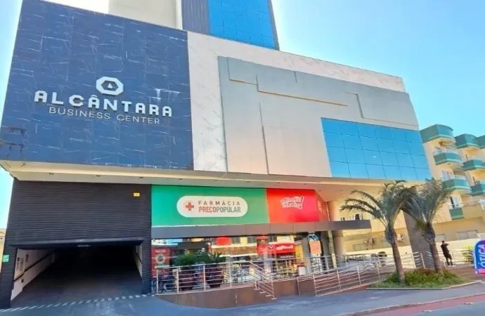 Box de garagem com 13m² no Centro de Biguaçu Alcântara Business Center